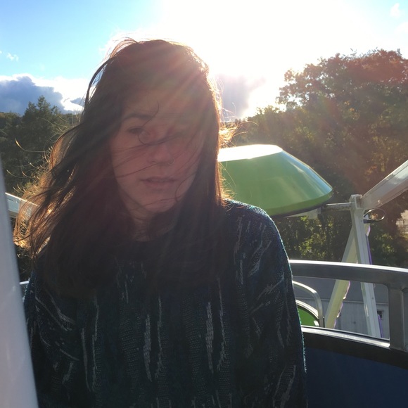 Meet your Posher, Ivy - Picture 1 of 1